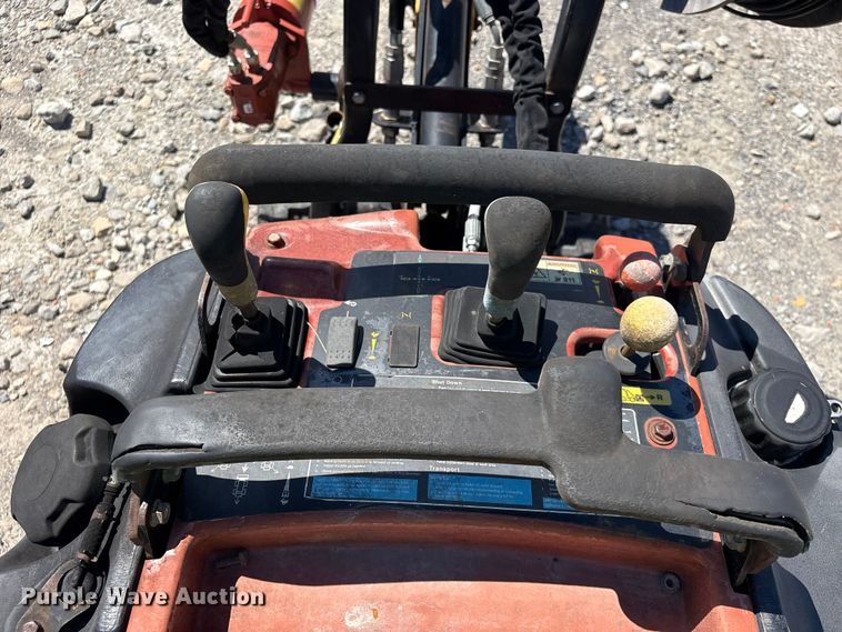 image for item YA3052 2015 Ditch Witch R300 cable plow
