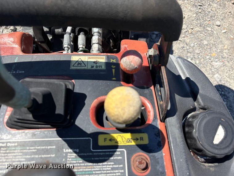 image for item YA3052 2015 Ditch Witch R300 cable plow