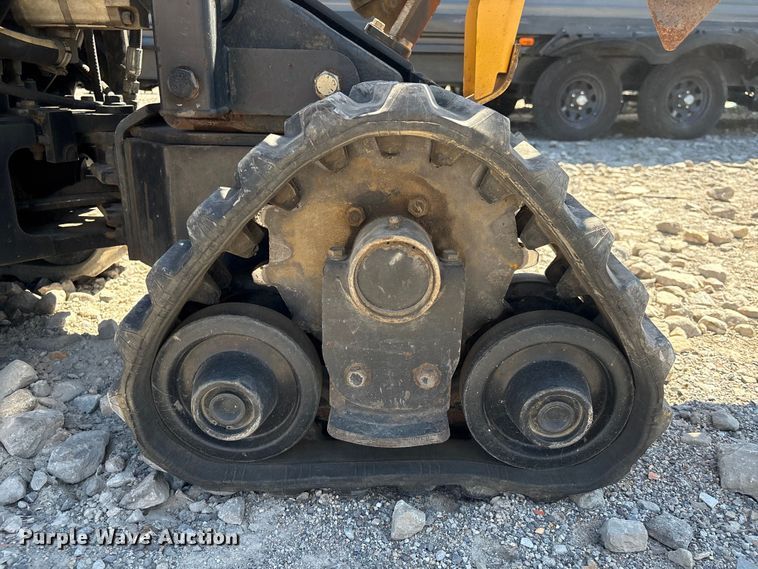 image for item YA3052 2015 Ditch Witch R300 cable plow