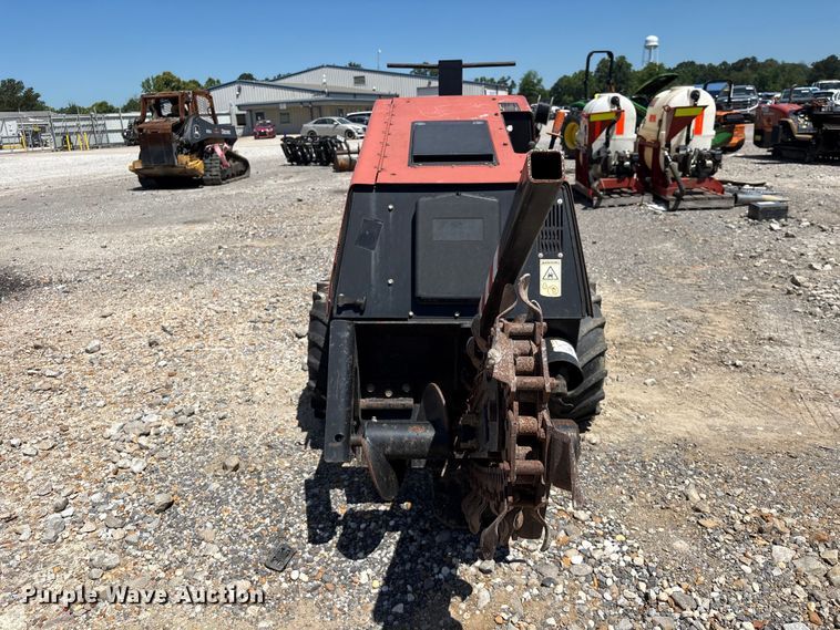 image for item YA3053 2017 Ditch Witch 410SX trencher