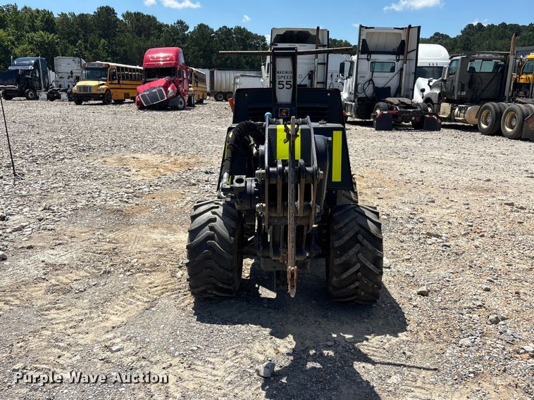 image for item YA3053 2017 Ditch Witch 410SX trencher