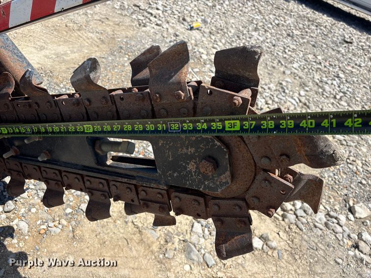 image for item YA3053 2017 Ditch Witch 410SX trencher