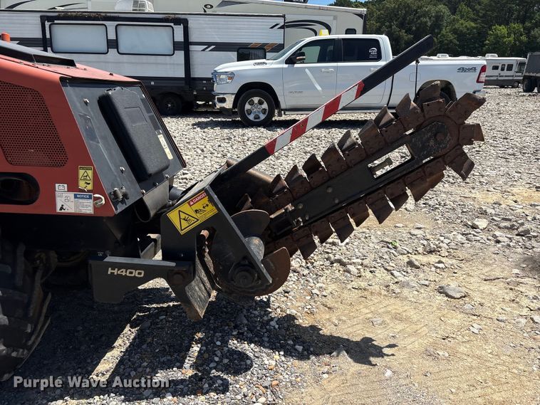 image for item YA3053 2017 Ditch Witch 410SX trencher