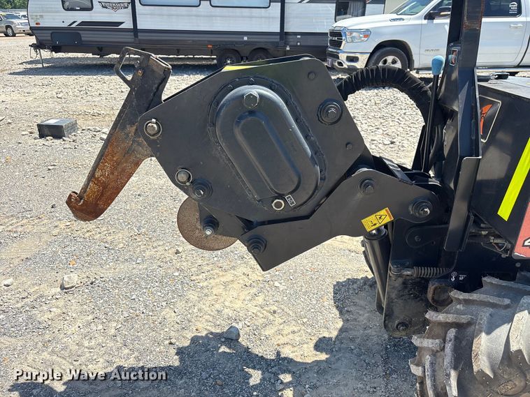 image for item YA3053 2017 Ditch Witch 410SX trencher