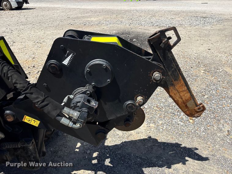 image for item YA3053 2017 Ditch Witch 410SX trencher