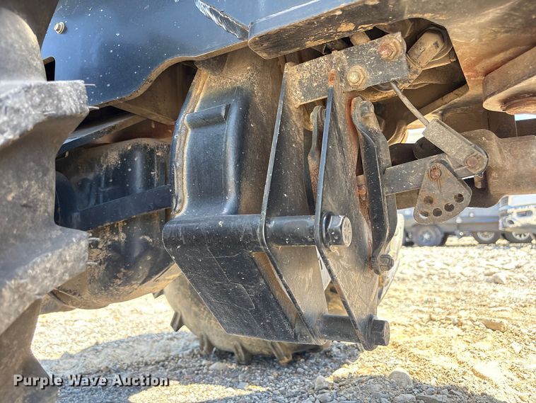 image for item YA3053 2017 Ditch Witch 410SX trencher