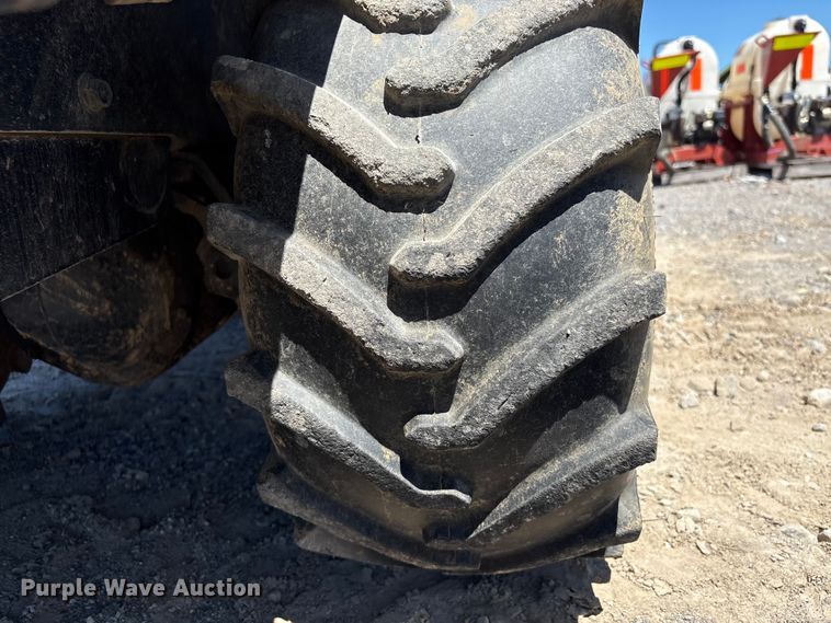 image for item YA3053 2017 Ditch Witch 410SX trencher