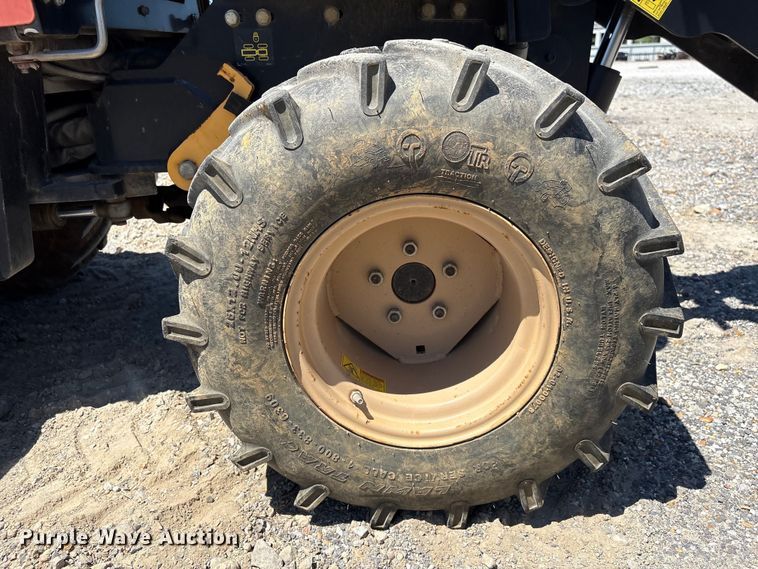 image for item YA3053 2017 Ditch Witch 410SX trencher