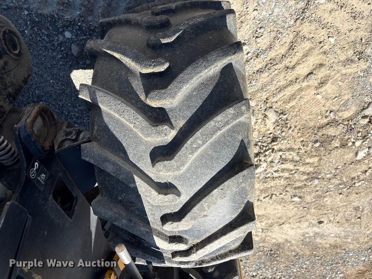 image for item YA3053 2017 Ditch Witch 410SX trencher