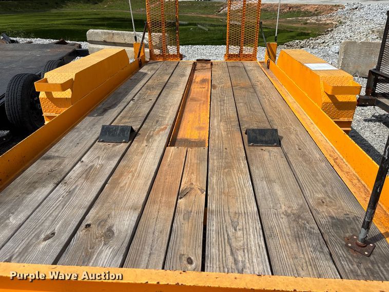 image for item YA3087 2020 Lucon 5T142BW-HDP equipment trailer