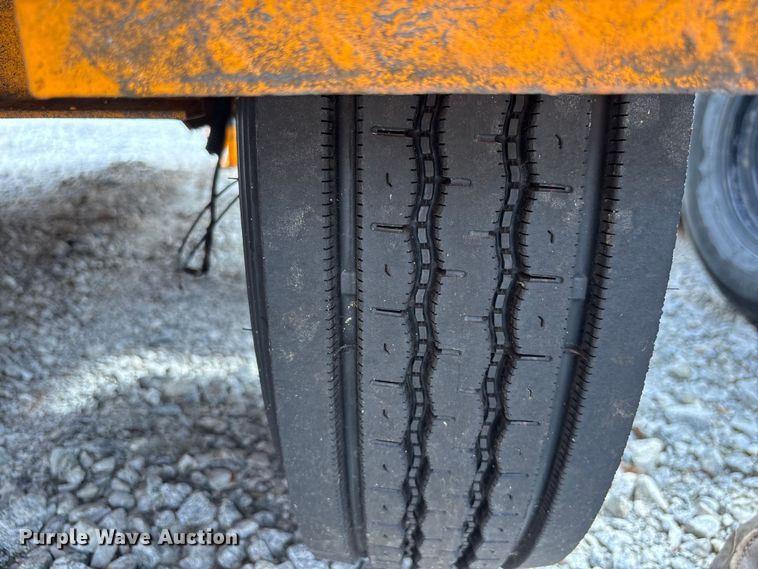 image for item YA3087 2020 Lucon 5T142BW-HDP equipment trailer
