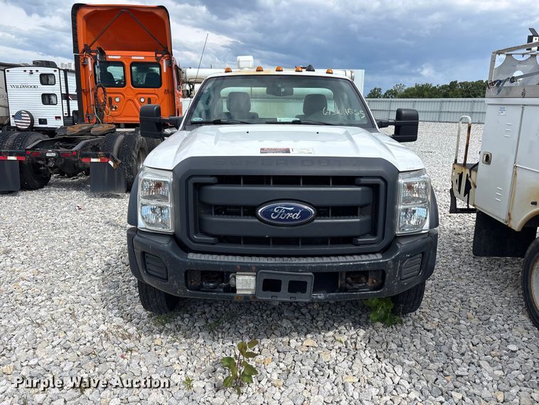 image for item YA3112 2013 Ford F450 Super Duty  utility / service truck