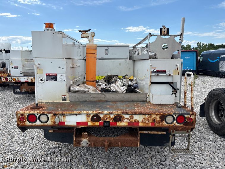 image for item YA3112 2013 Ford F450 Super Duty  utility / service truck