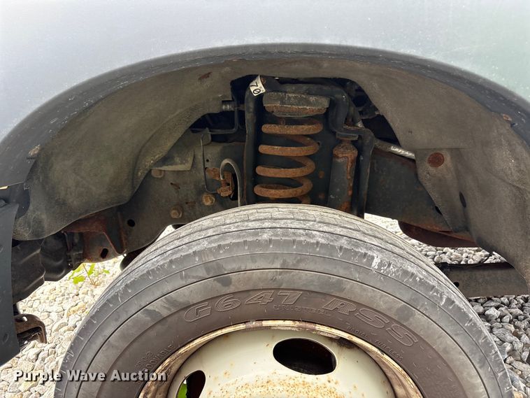 image for item YA3112 2013 Ford F450 Super Duty  utility / service truck