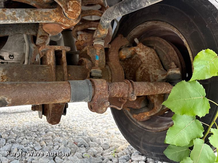 image for item YA3112 2013 Ford F450 Super Duty  utility / service truck