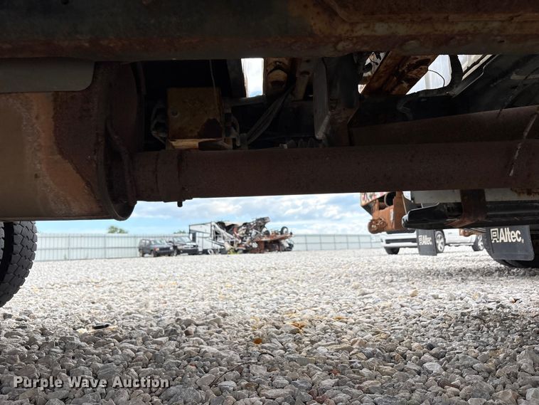 image for item YA3112 2013 Ford F450 Super Duty  utility / service truck