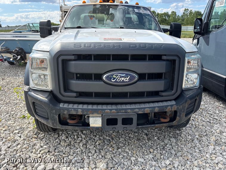 image for item YA3113 2013 Ford F450 Super Duty bucket truck