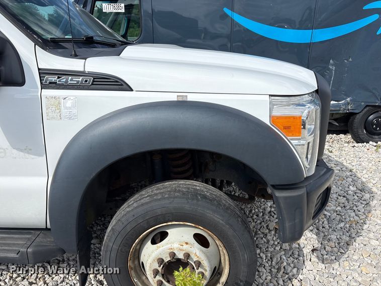 image for item YA3113 2013 Ford F450 Super Duty bucket truck