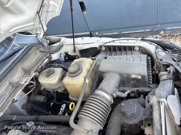 image for item YA3113 2013 Ford F450 Super Duty bucket truck