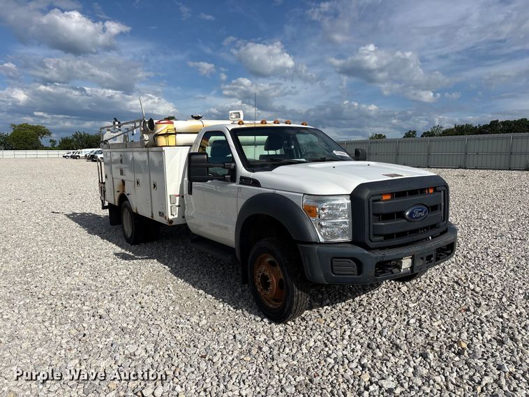 image for item YA3131 2015 Ford F450 Super Duty utility / service truck