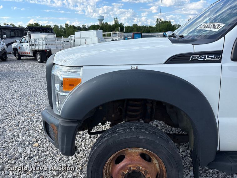 image for item YA3131 2015 Ford F450 Super Duty utility / service truck