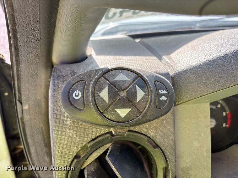 image for item YA3131 2015 Ford F450 Super Duty utility / service truck