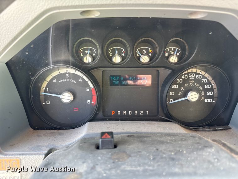 image for item YA3131 2015 Ford F450 Super Duty utility / service truck