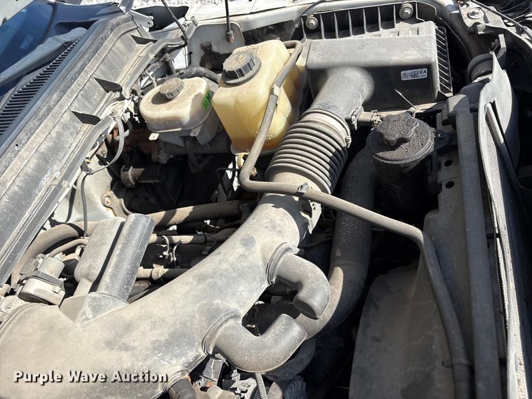 image for item YA3131 2015 Ford F450 Super Duty utility / service truck