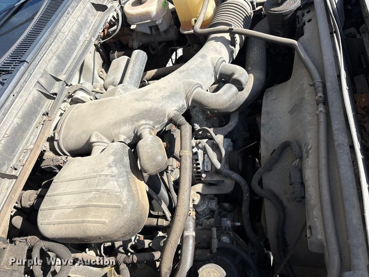 image for item YA3131 2015 Ford F450 Super Duty utility / service truck