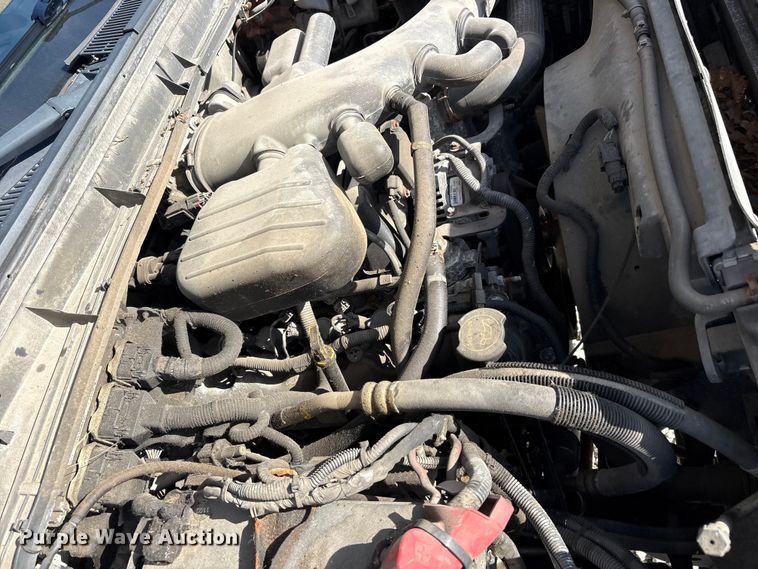 image for item YA3131 2015 Ford F450 Super Duty utility / service truck