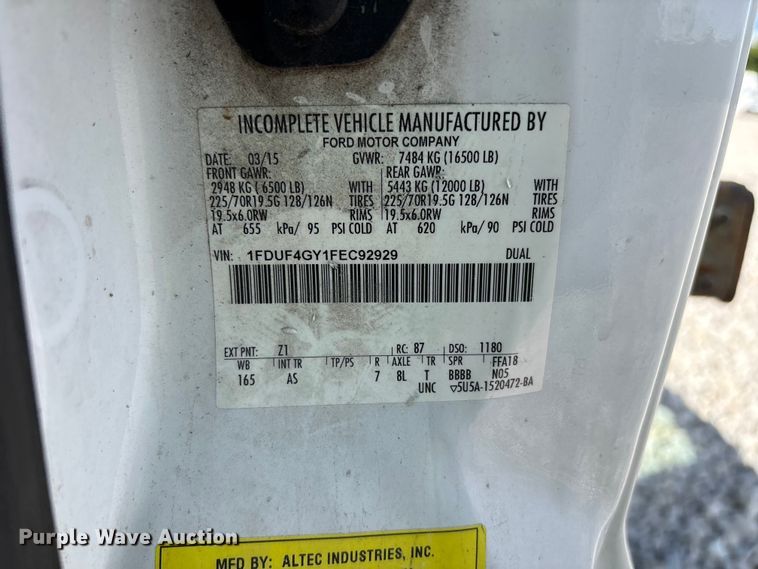 image for item YA3131 2015 Ford F450 Super Duty utility / service truck