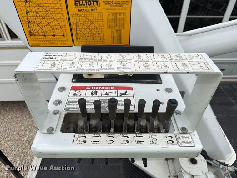 image for item YA3164 2023 Freightliner Business Class M2 bucket truck