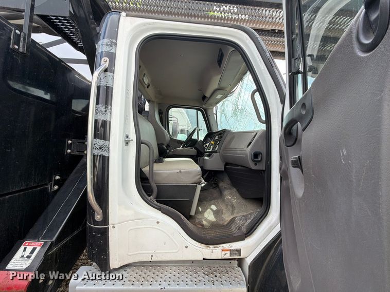 image for item YA3164 2023 Freightliner Business Class M2 bucket truck