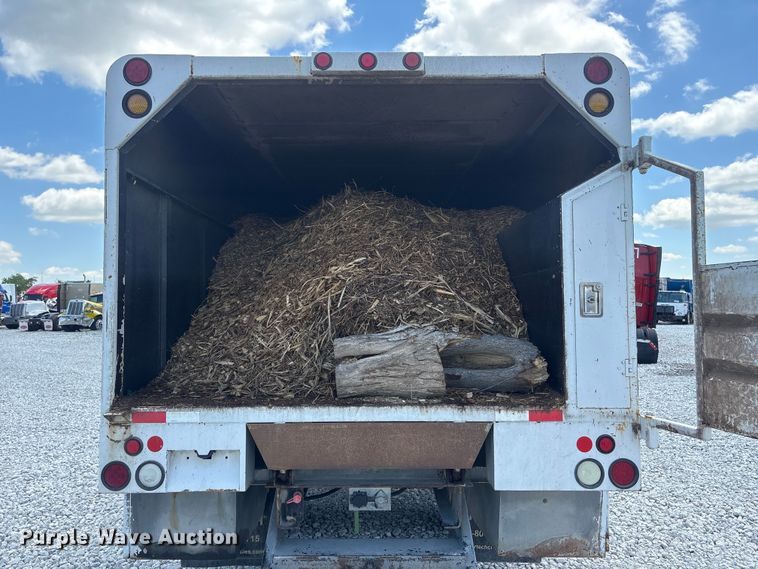 image for item YA3188 2015 Ford F750 Super Duty chipper truck
