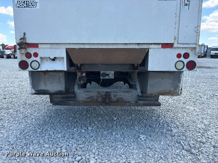 image for item YA3188 2015 Ford F750 Super Duty chipper truck