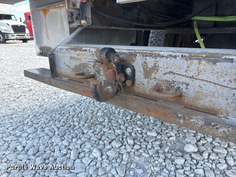 image for item YA3188 2015 Ford F750 Super Duty chipper truck