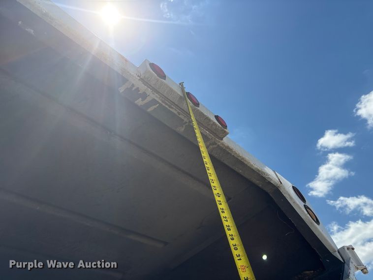 image for item YA3188 2015 Ford F750 Super Duty chipper truck