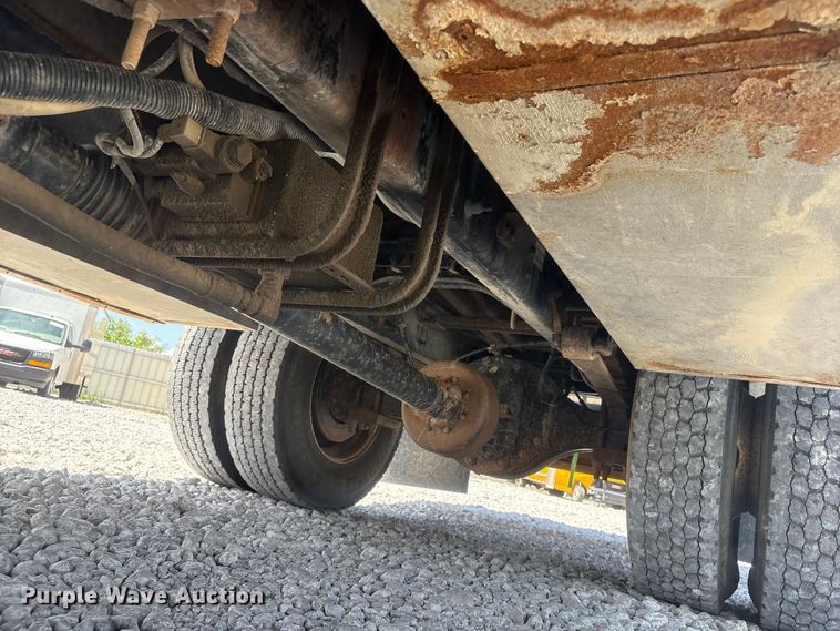 image for item YA3188 2015 Ford F750 Super Duty chipper truck