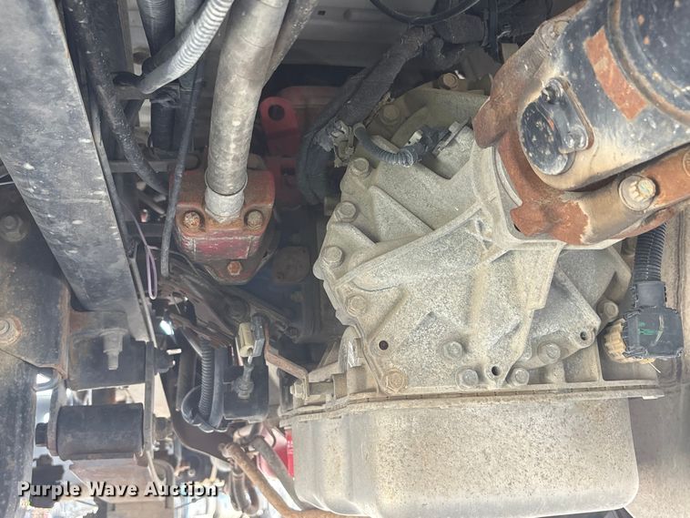 image for item YA3188 2015 Ford F750 Super Duty chipper truck