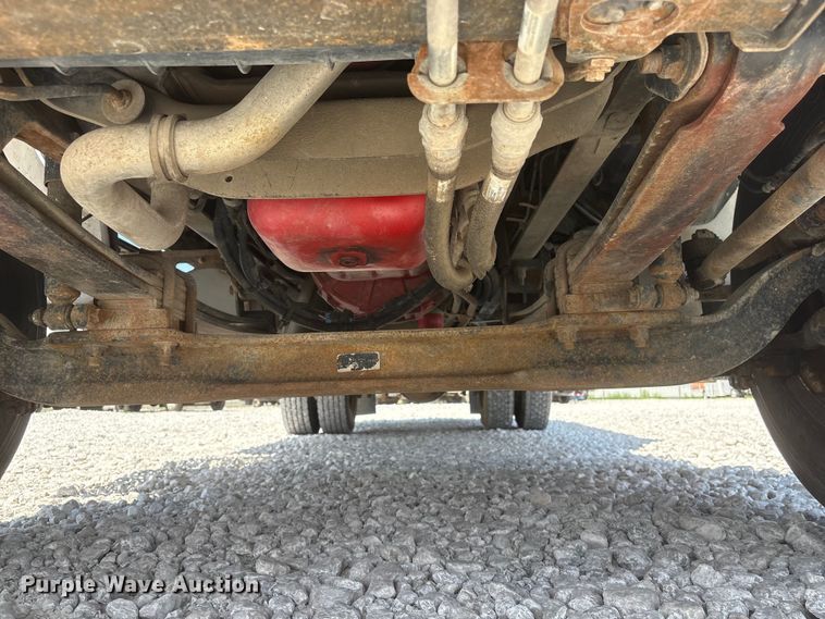 image for item YA3188 2015 Ford F750 Super Duty chipper truck