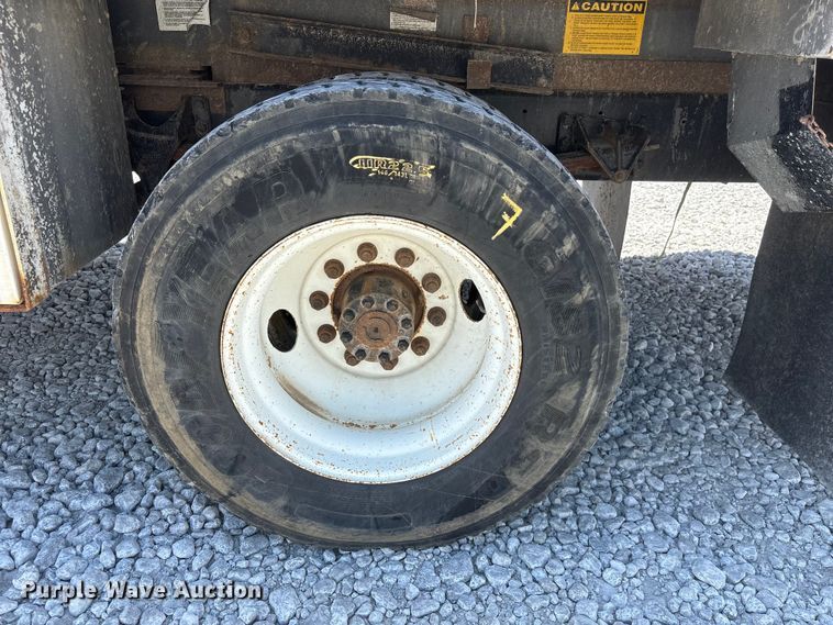 image for item YA3188 2015 Ford F750 Super Duty chipper truck