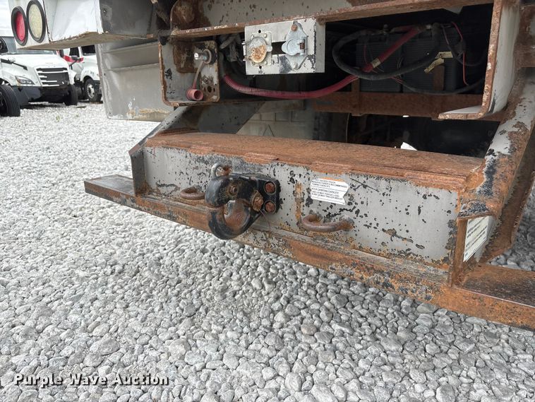 image for item YA3189 2015 Ford F750 chipper truck