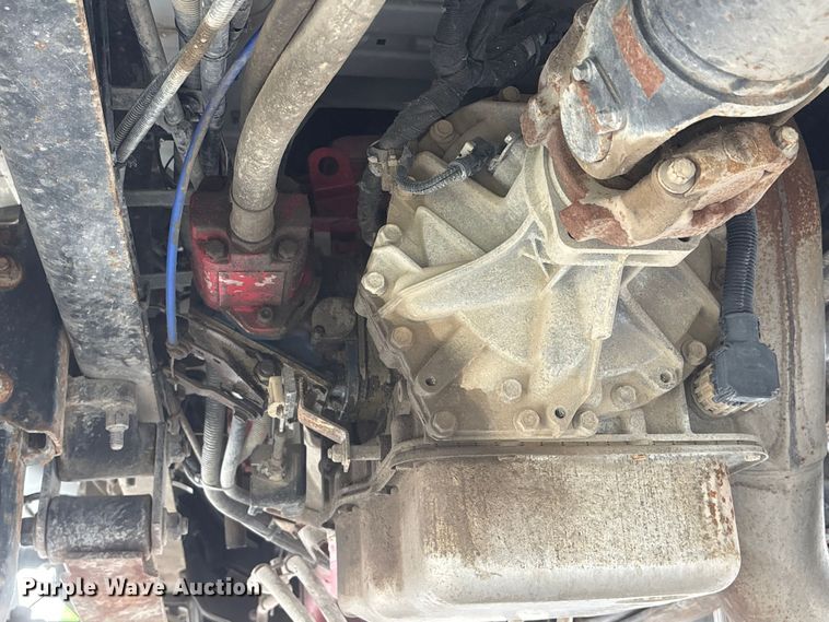 image for item YA3189 2015 Ford F750 chipper truck