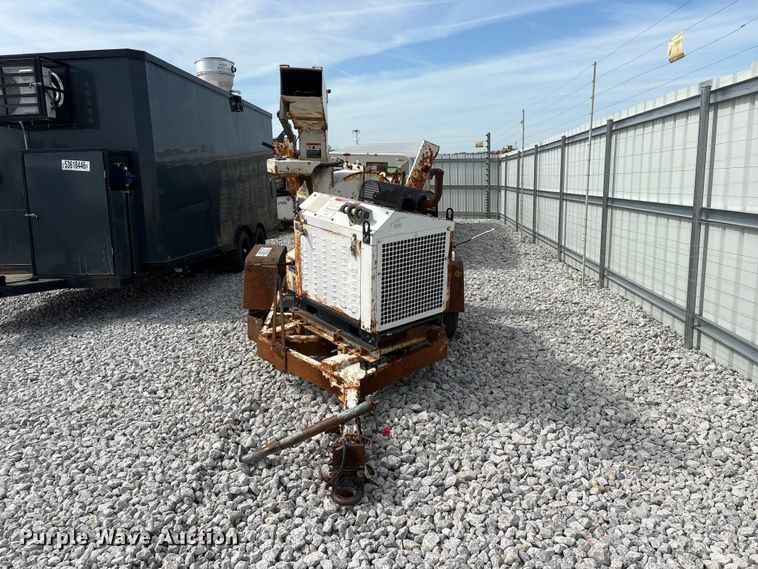 image for item YA3190 2015 Altec DC1317 wood chipper