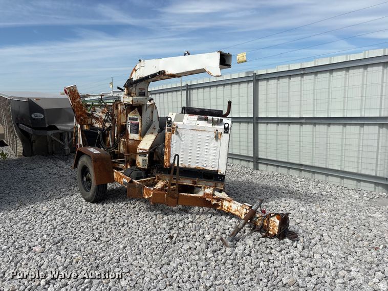image for item YA3190 2015 Altec DC1317 wood chipper