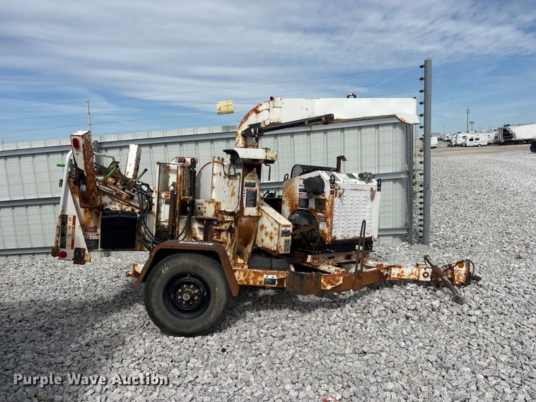 image for item YA3190 2015 Altec DC1317 wood chipper