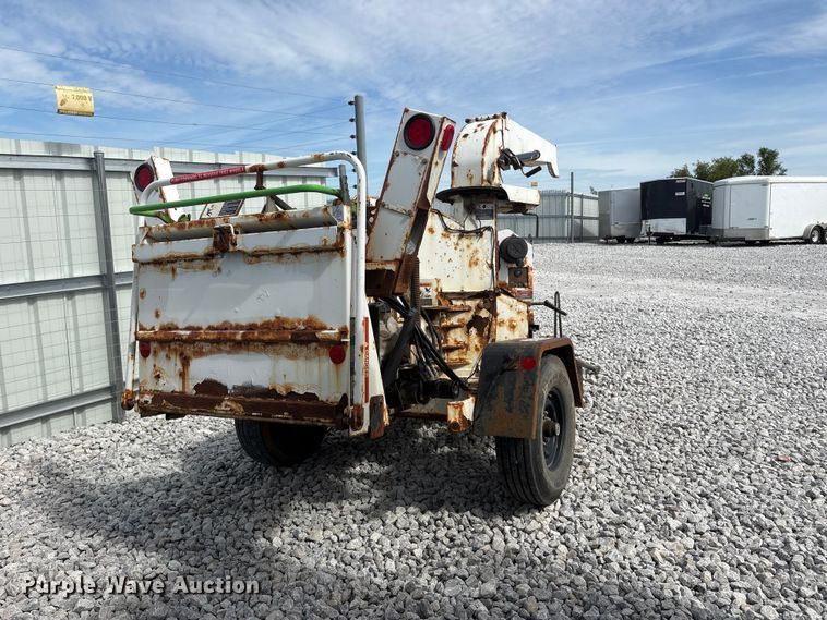 image for item YA3190 2015 Altec DC1317 wood chipper