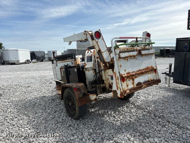 image for item YA3190 2015 Altec DC1317 wood chipper