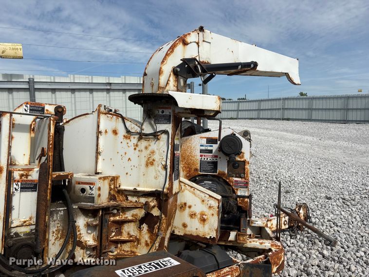 image for item YA3190 2015 Altec DC1317 wood chipper