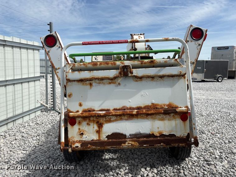image for item YA3190 2015 Altec DC1317 wood chipper